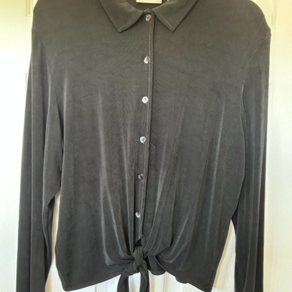 Chicos Traveler Collection Long Sleeve Waist Tie Top